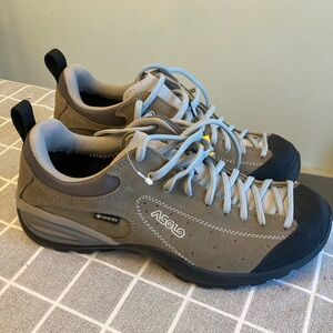 Asolo Woman’s Shiver GTX Gore-Tex Hiking Boots Low - NWT - Size 8